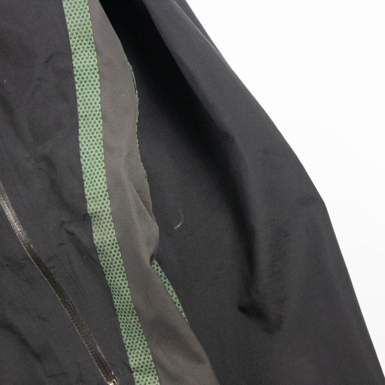 Mountain Hardwear Conduit Softshell (2000s)